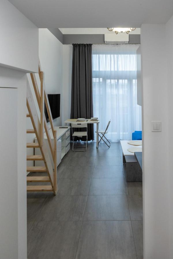 Studia Przy Lotnisku Od Wroclawapartament-Pl Exterior foto