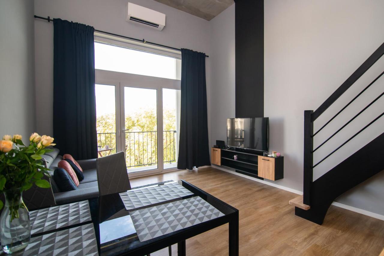 Studia Przy Lotnisku Od Wroclawapartament-Pl Exterior foto