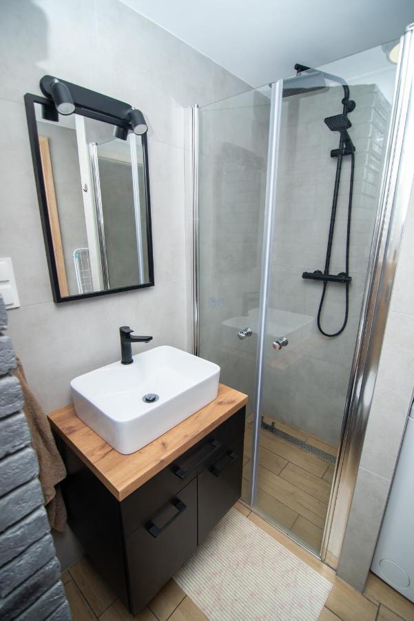 Studia Przy Lotnisku Od Wroclawapartament-Pl Exterior foto